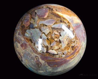 Dinosaur-Egg-Agate-Crystal-Ball-01.jpg