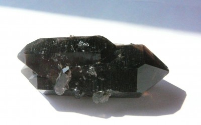 2.Морион,кристалл. М-е Белорецкое, Башкирия, естественное освещение..JPG