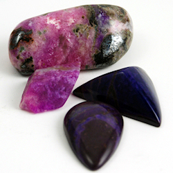 sugilite_a_2.jpg